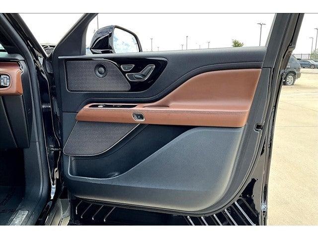 2022 Lincoln Aviator Vehicle Photo in Grapevine, TX 76051