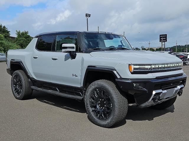 2025 GMC HUMMER EV Pickup Vehicle Photo in TREVOSE, PA 19053-4984