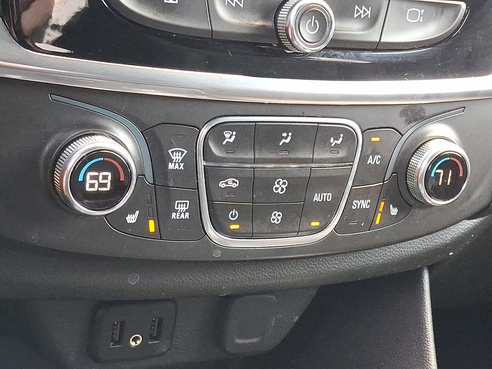 2022 Chevrolet Traverse Vehicle Photo in BETHLEHEM, PA 18017-9401
