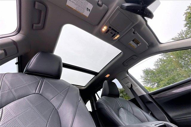 2021 Toyota Highlander Vehicle Photo in INDEPENDENCE, MO 64055-1314