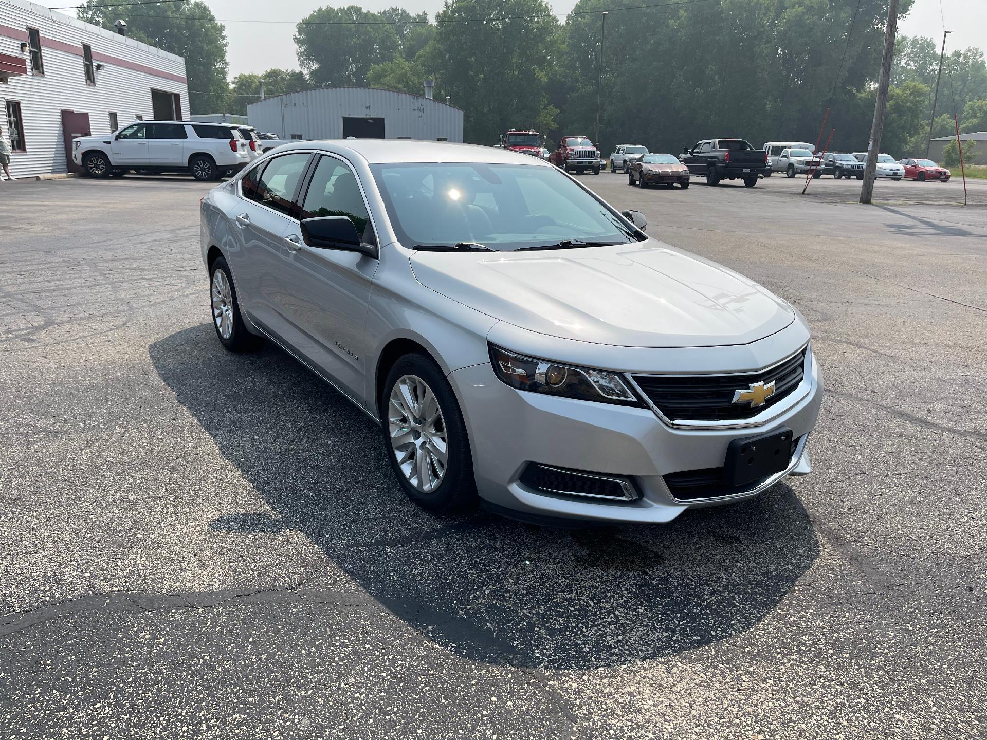 Used 2019 Chevrolet Impala 1FL with VIN 2G11X5SA5K9115276 for sale in Tomah, WI