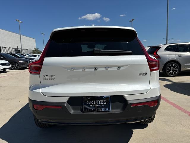 2025 Volvo XC40 Vehicle Photo in Grapevine, TX 76051