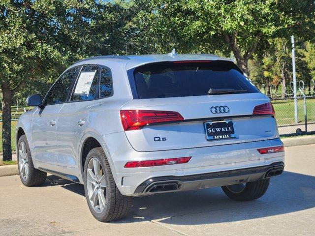 2025 Audi Q5 Vehicle Photo in HOUSTON, TX 77090