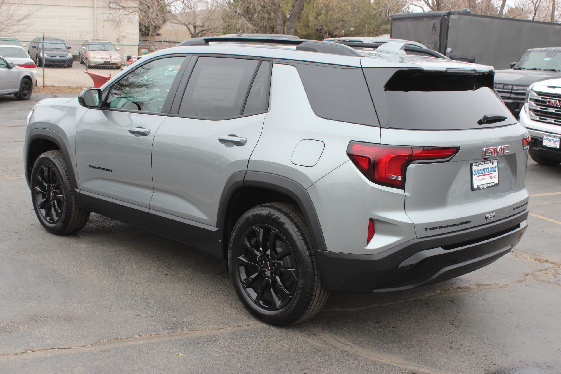 2025 GMC Terrain Vehicle Photo in AURORA, CO 80012-4011