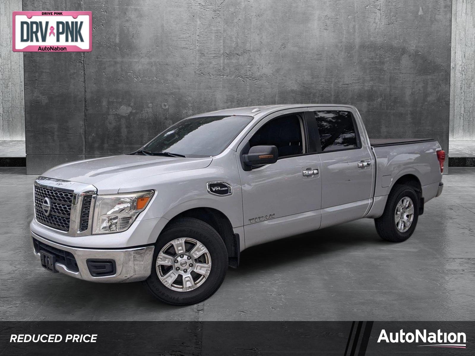 2017 Nissan Titan Vehicle Photo in PEMBROKE PINES, FL 33024-6534