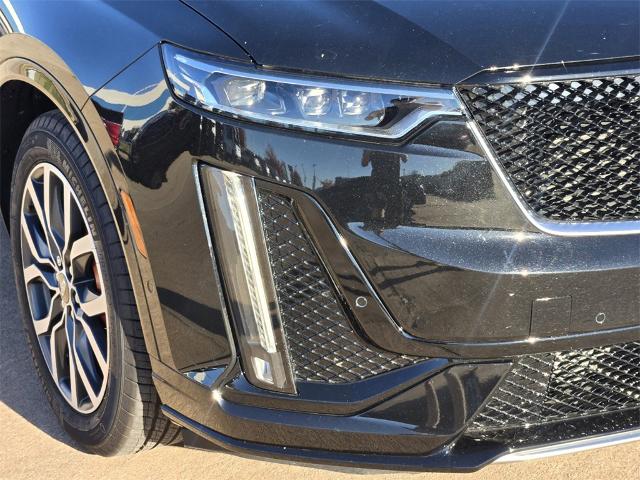 2024 Cadillac XT6 Vehicle Photo in Oklahoma City, OK 73114