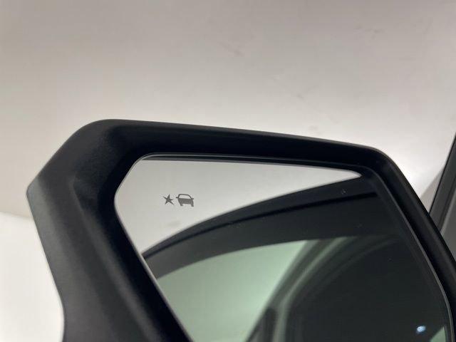 2024 Chevrolet Equinox Vehicle Photo in PHOENIX, AZ 85014-3381