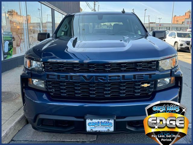 Used 2021 Chevrolet Silverado 1500 Custom with VIN 1GCPYBEH3MZ220459 for sale in Freeport, NY