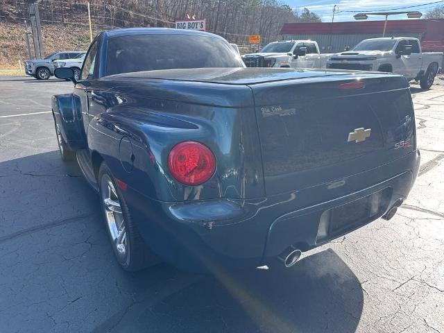 2005 Chevrolet SSR Vehicle Photo in MARION, NC 28752-6372