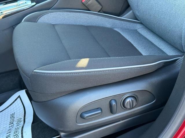 2025 Chevrolet Trailblazer Vehicle Photo in COLUMBIA, MO 65203-3903