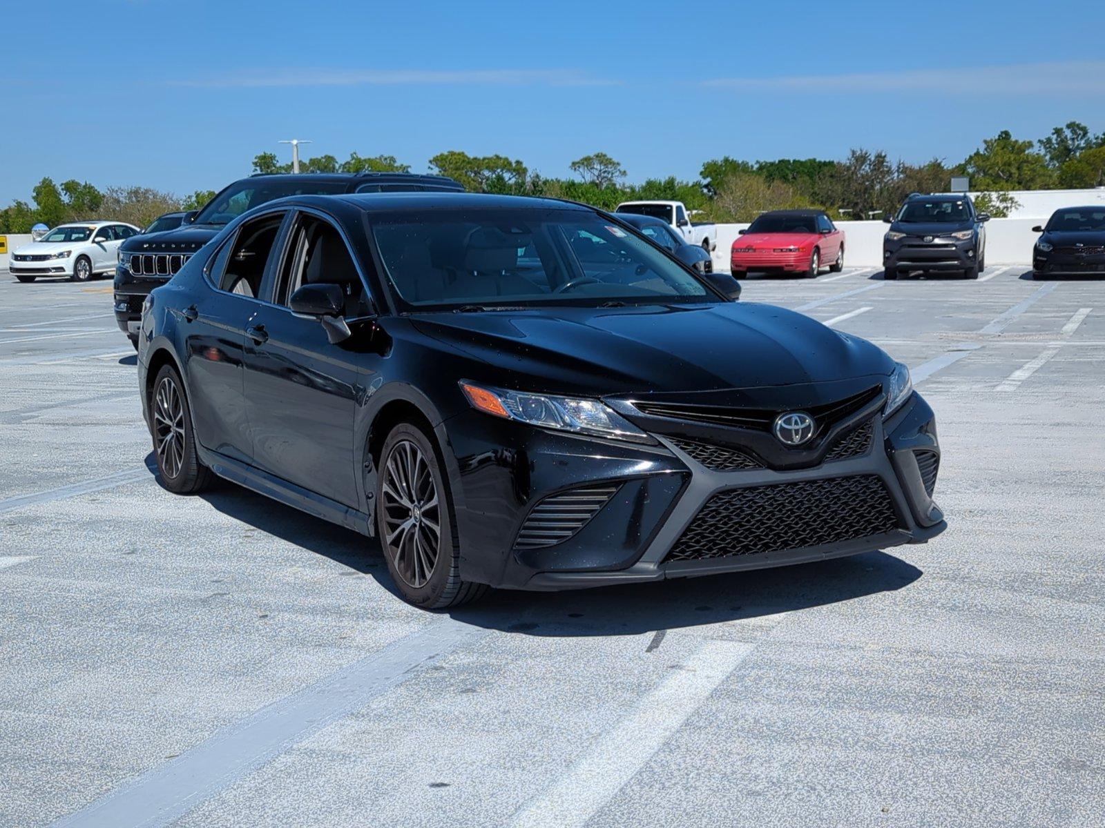 2018 Toyota Camry Vehicle Photo in Ft. Myers, FL 33907