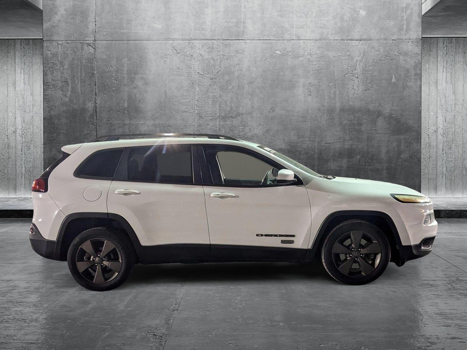 2016 Jeep Cherokee Vehicle Photo in MIAMI, FL 33134-2699