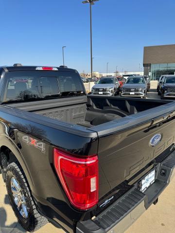 2021 Ford F-150 Vehicle Photo in Peoria, IL 61615