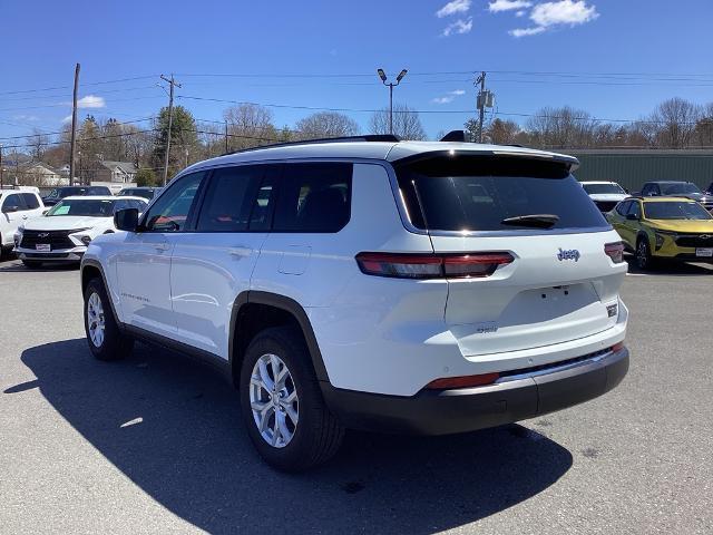 2023 Jeep Grand Cherokee L Vehicle Photo in Gardner, MA 01440