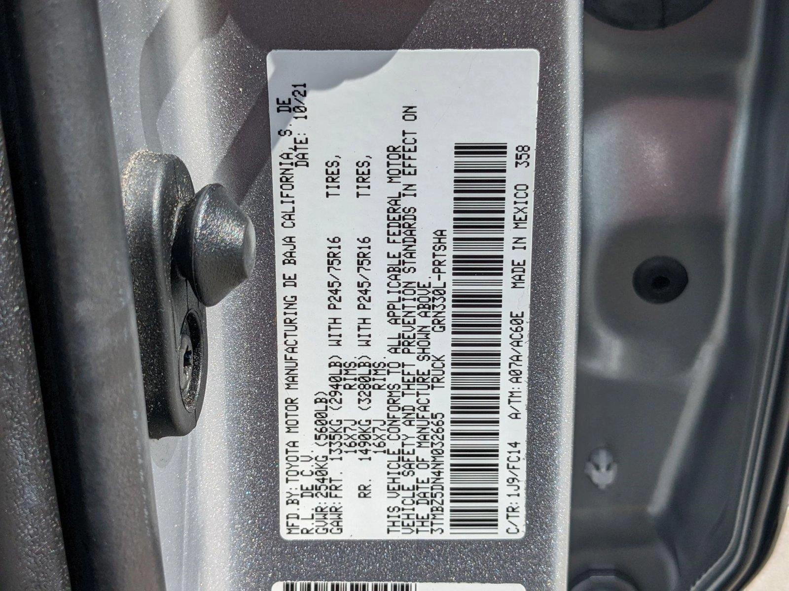 2022 Toyota Tacoma 2WD Vehicle Photo in Davie, FL 33331