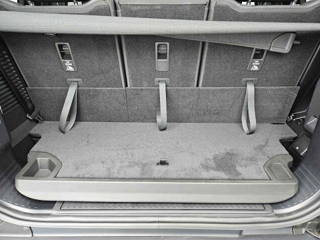 2025 Defender Vehicle Photo in AUSTIN, TX 78717