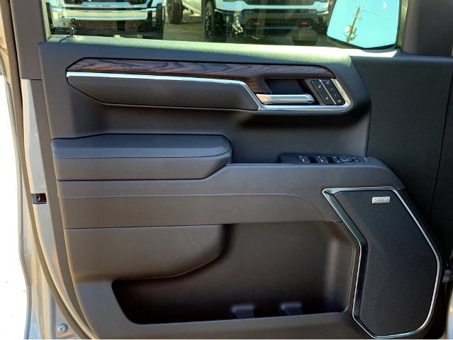2025 GMC Sierra 1500 Vehicle Photo in BEAUFORT, SC 29906-4218