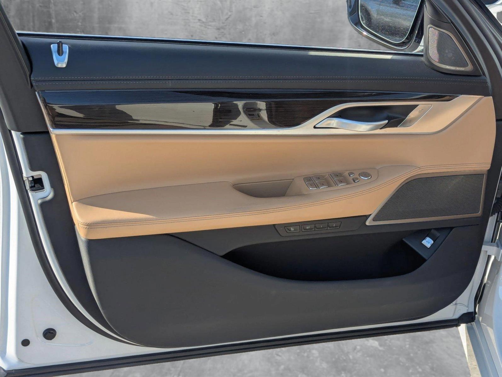 2022 BMW 740i Vehicle Photo in Pembroke Pines , FL 33027