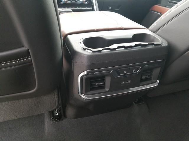 2023 GMC Sierra 1500 Vehicle Photo in ELYRIA, OH 44035-6349