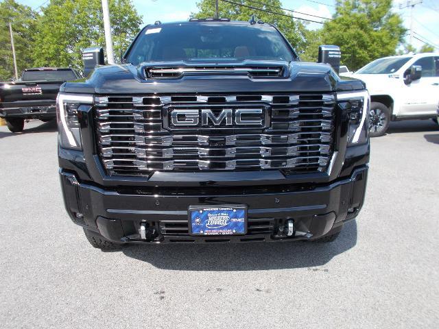 2025 GMC Sierra 3500HD Vehicle Photo in LOWELL, MA 01852-4336