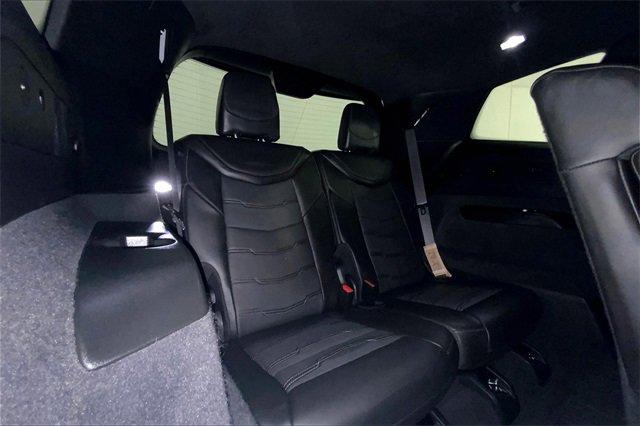 2024 Cadillac XT6 Vehicle Photo in KANSAS CITY, MO 64114-4545