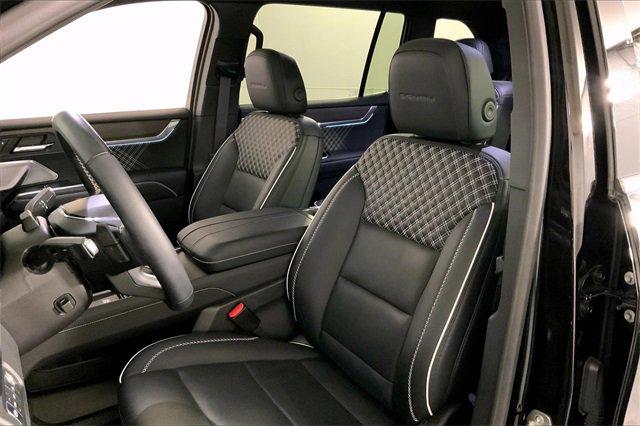 2024 GMC Acadia Vehicle Photo in INDEPENDENCE, MO 64055-1377