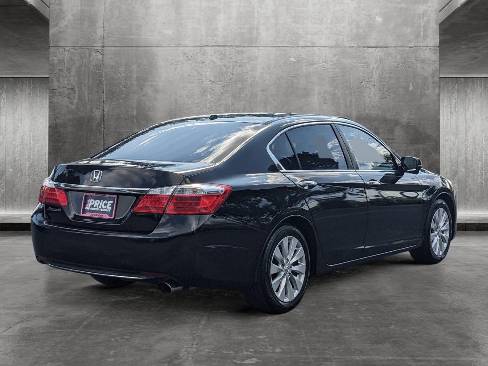 2015 Honda Accord Sedan Vehicle Photo in GREENACRES, FL 33463-3207