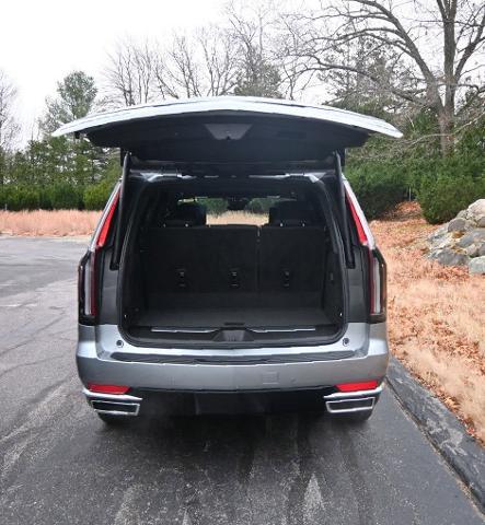 2024 Cadillac Escalade Vehicle Photo in NORWOOD, MA 02062-5222