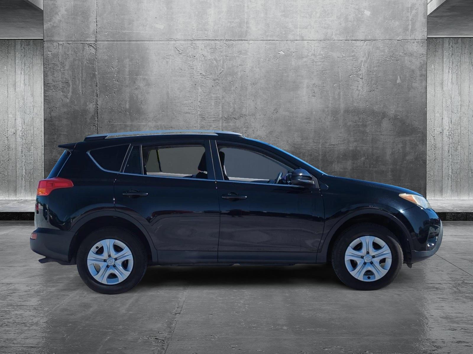 2013 Toyota RAV4 Vehicle Photo in Ft. Myers, FL 33907