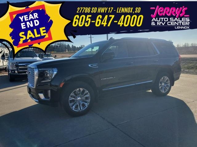 GMC Yukon's photo