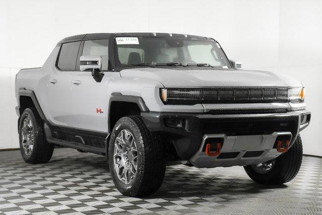 2025 GMC HUMMER EV Pickup Vehicle Photo in PUYALLUP, WA 98371-4149