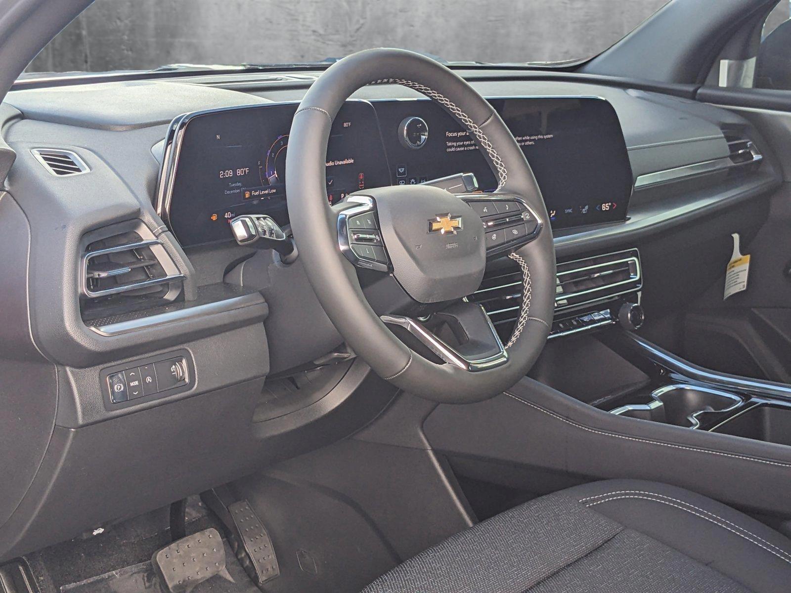 2025 Chevrolet Traverse Vehicle Photo in MIAMI, FL 33172-3015