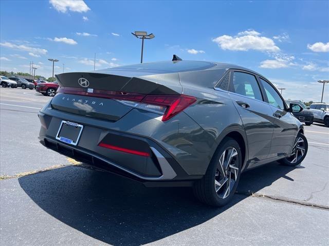 2024 Hyundai ELANTRA Vehicle Photo in Shiloh, IL 62269