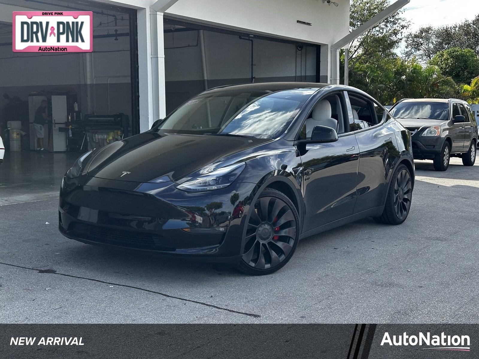 2022 Tesla Model Y Vehicle Photo in Hollywood, FL 33021