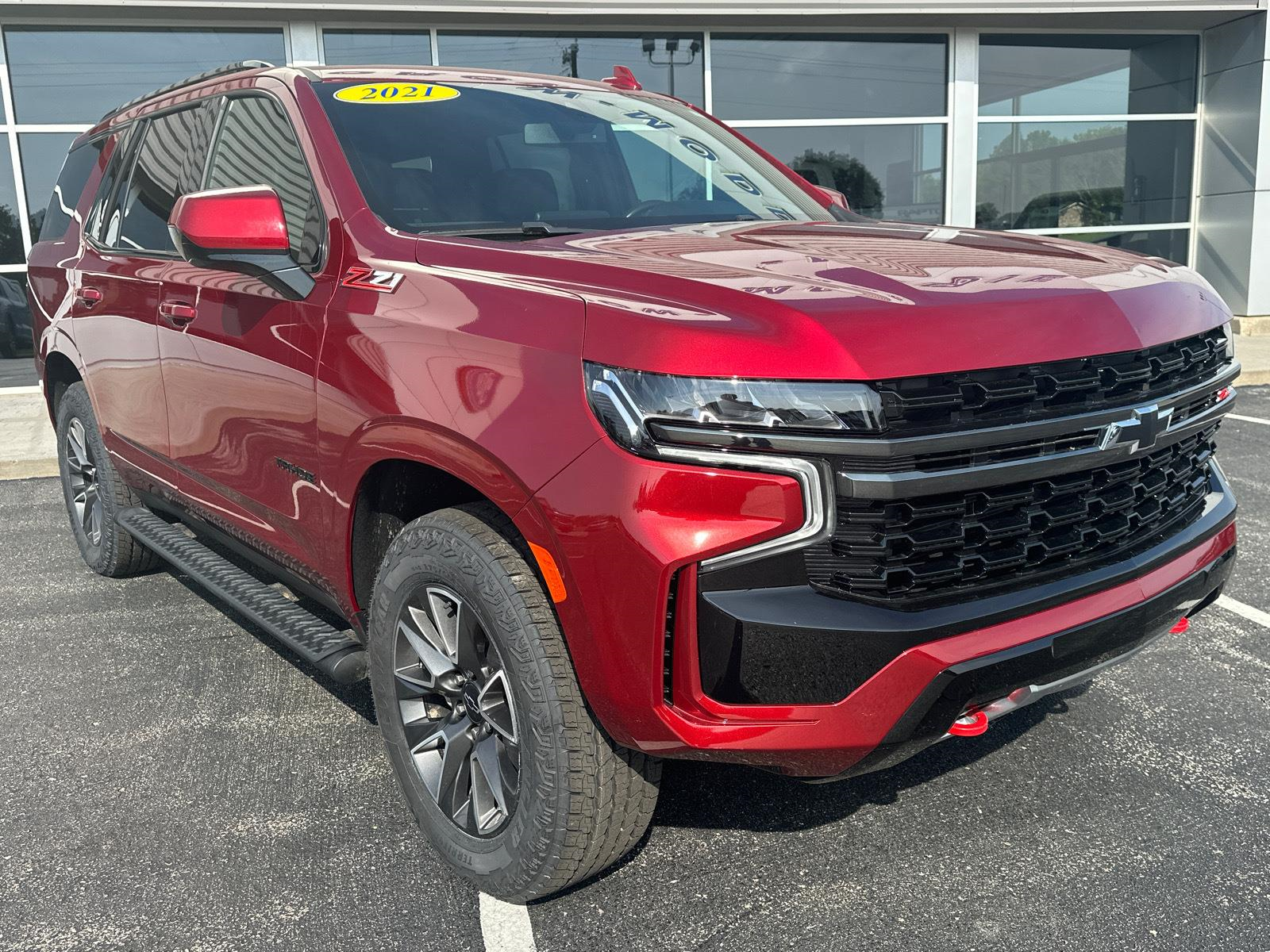 Used 2021 Chevrolet Tahoe Z71 with VIN 1GNSKPKD4MR451033 for sale in Kansas City