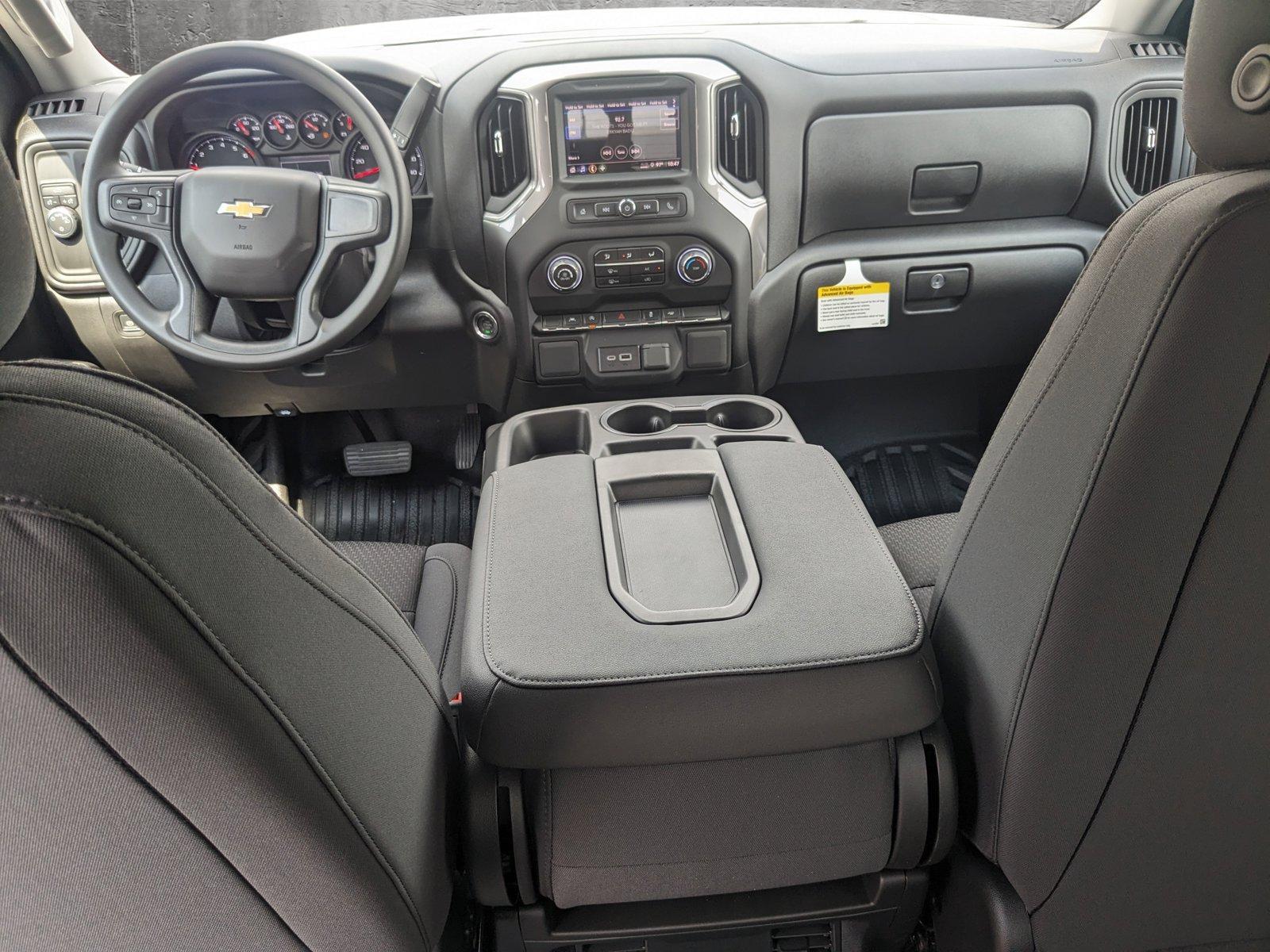 2024 Chevrolet Silverado 1500 Vehicle Photo in MIAMI, FL 33134-2699