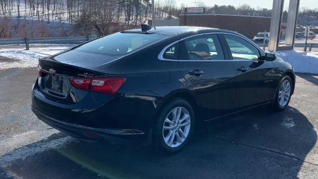 2017 Chevrolet Malibu Vehicle Photo in MOON TOWNSHIP, PA 15108-2571