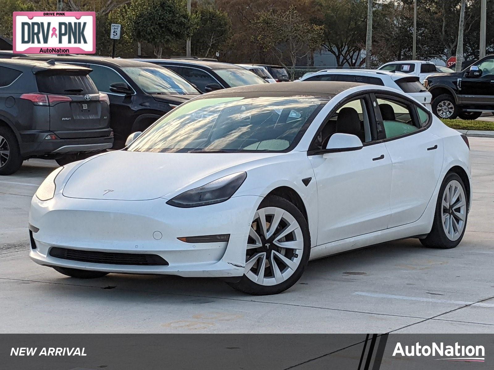 2022 Tesla Model 3 Vehicle Photo in Davie, FL 33331