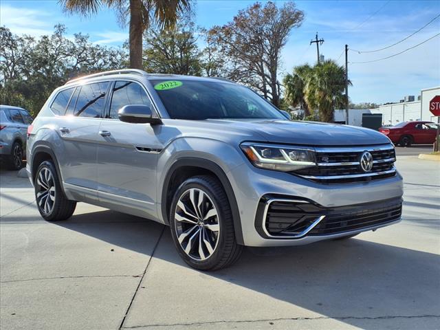 2022 Volkswagen Atlas Vehicle Photo in TAMPA, FL 33612-3404