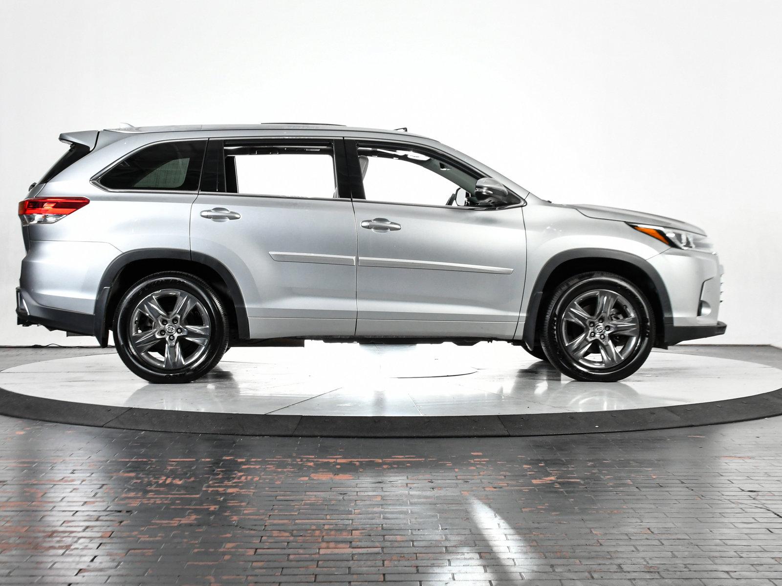 2018 Toyota Highlander Vehicle Photo in DALLAS, TX 75235