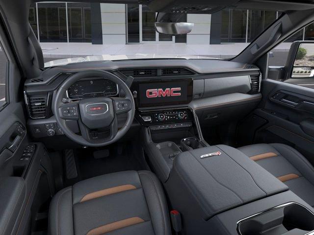 2025 GMC Sierra 2500 HD Vehicle Photo in MEDINA, OH 44256-9631