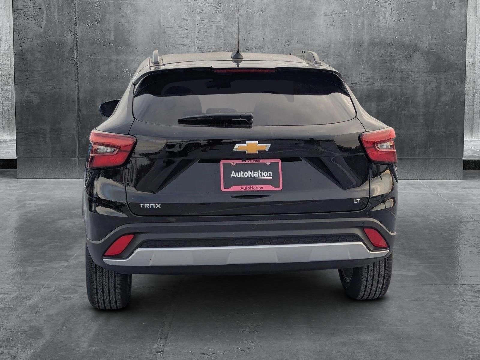 2025 Chevrolet Trax Vehicle Photo in PEMBROKE PINES, FL 33024-6534