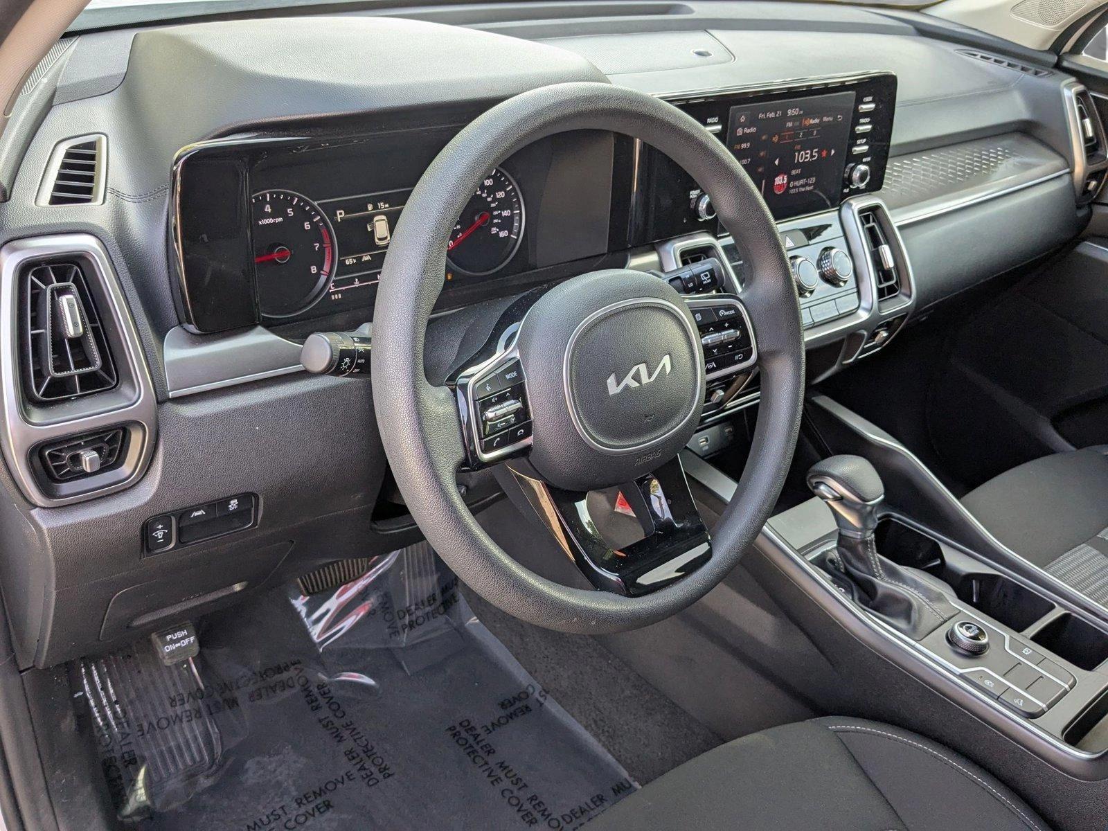 2023 Kia Sorento Vehicle Photo in Pembroke Pines , FL 33084