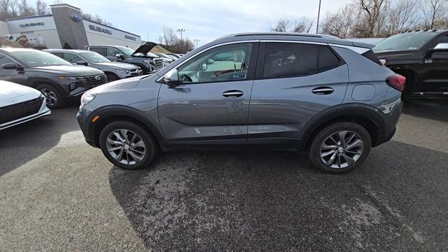 2022 Buick Encore GX Vehicle Photo in Pleasant Hills, PA 15236