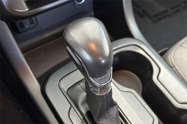 2022 GMC Canyon Vehicle Photo in ELK GROVE, CA 95757-8703