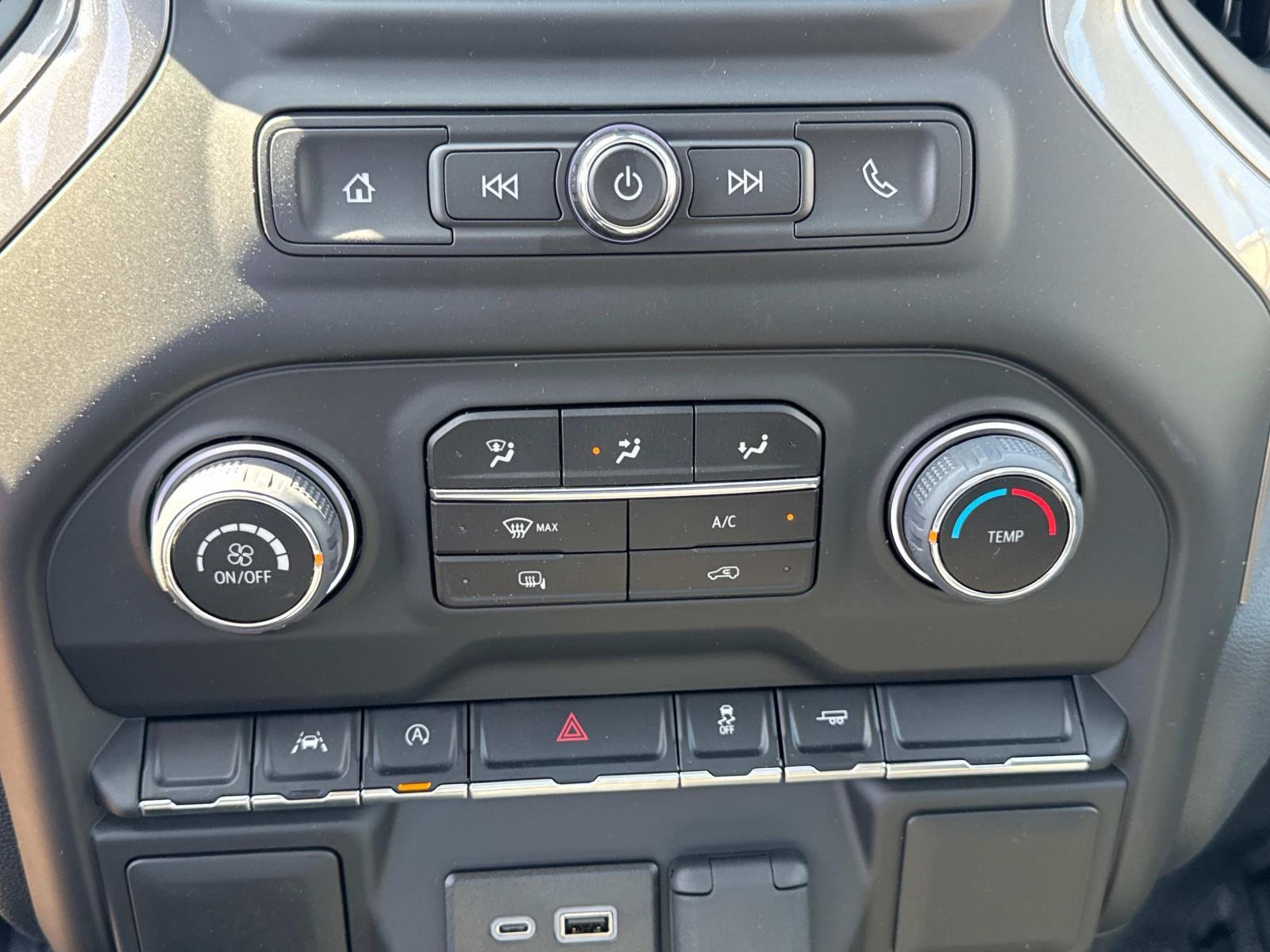 2025 Chevrolet Silverado 1500 Vehicle Photo in LOS ANGELES, CA 90007-3794