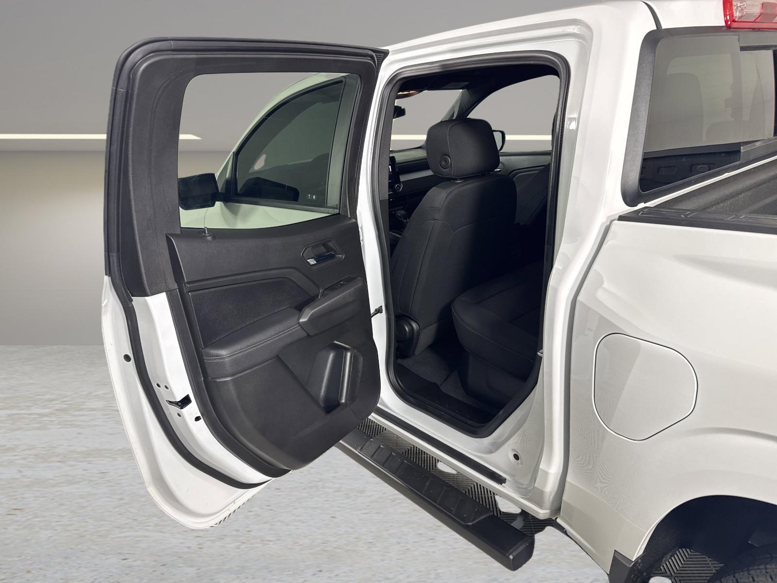 2024 Chevrolet Colorado Vehicle Photo in GEORGETOWN, TX 78626-7508