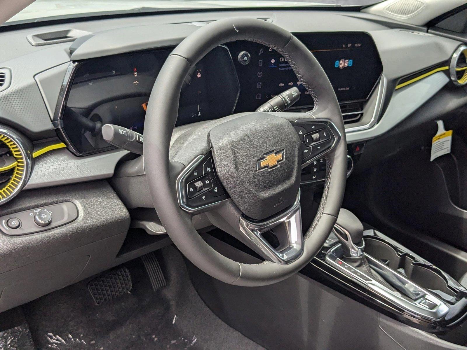 2025 Chevrolet Trax Vehicle Photo in MIAMI, FL 33134-2699