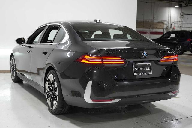 2024 BMW 530i Vehicle Photo in GRAPEVINE, TX 76051