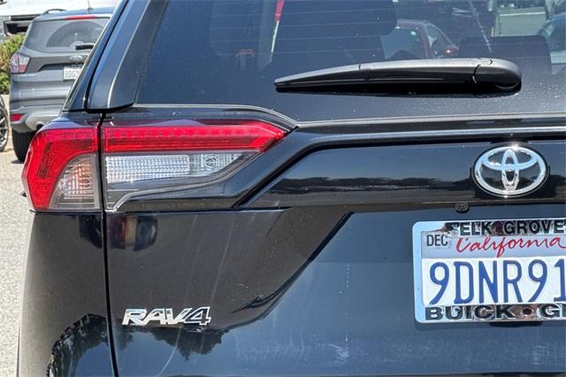 2022 Toyota RAV4 Vehicle Photo in ELK GROVE, CA 95757-8703